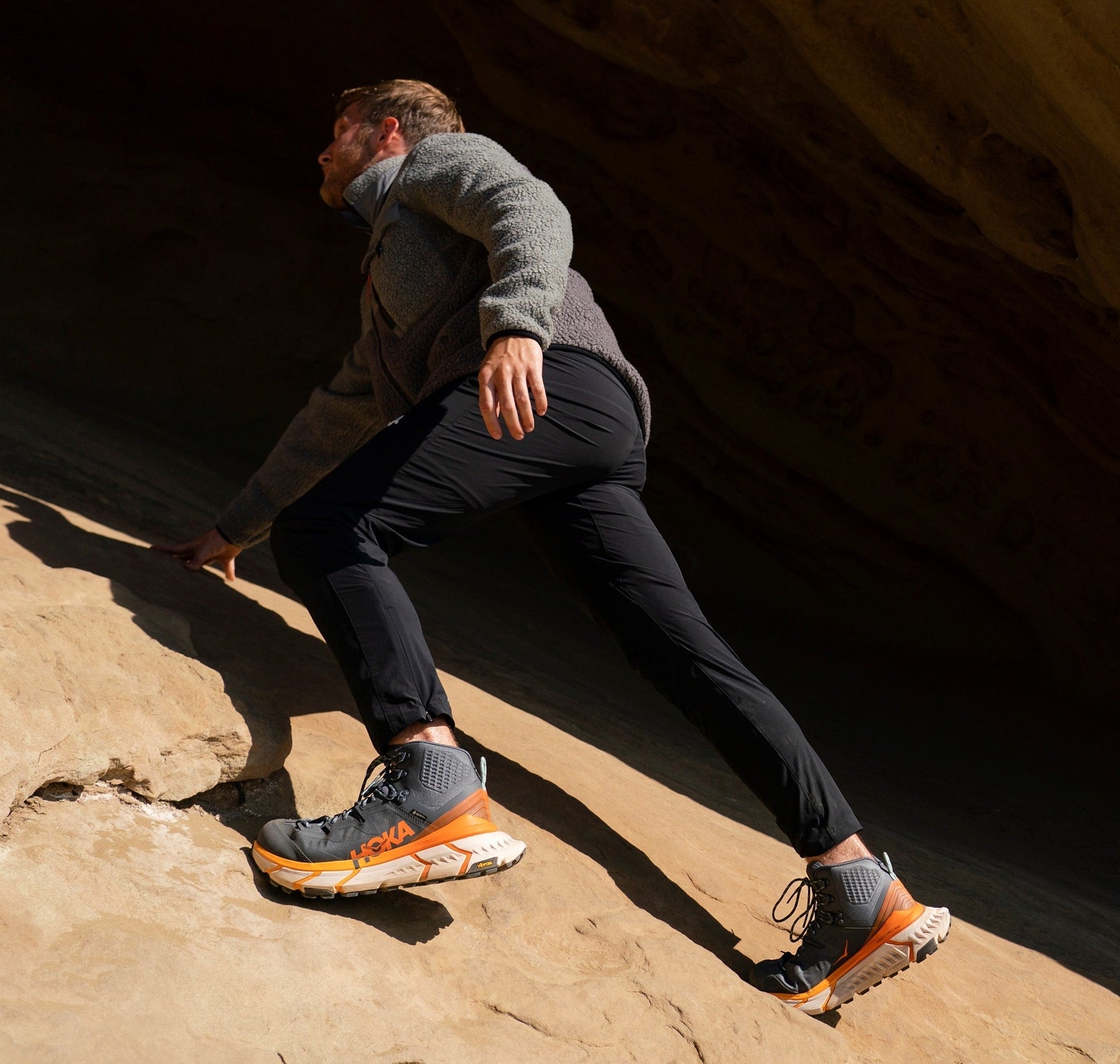 HOKA ONE ONE ANACAPA MID GTX - Rev Online