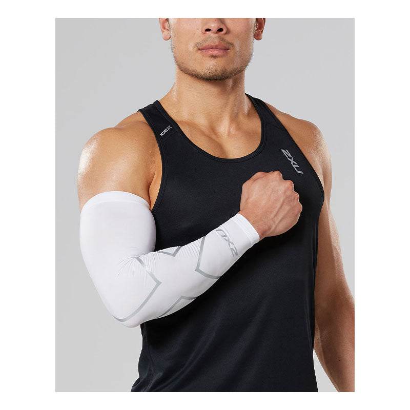2XU - COMPRESSION ARM GUARD (SINGLE) Unisex - Rev Online