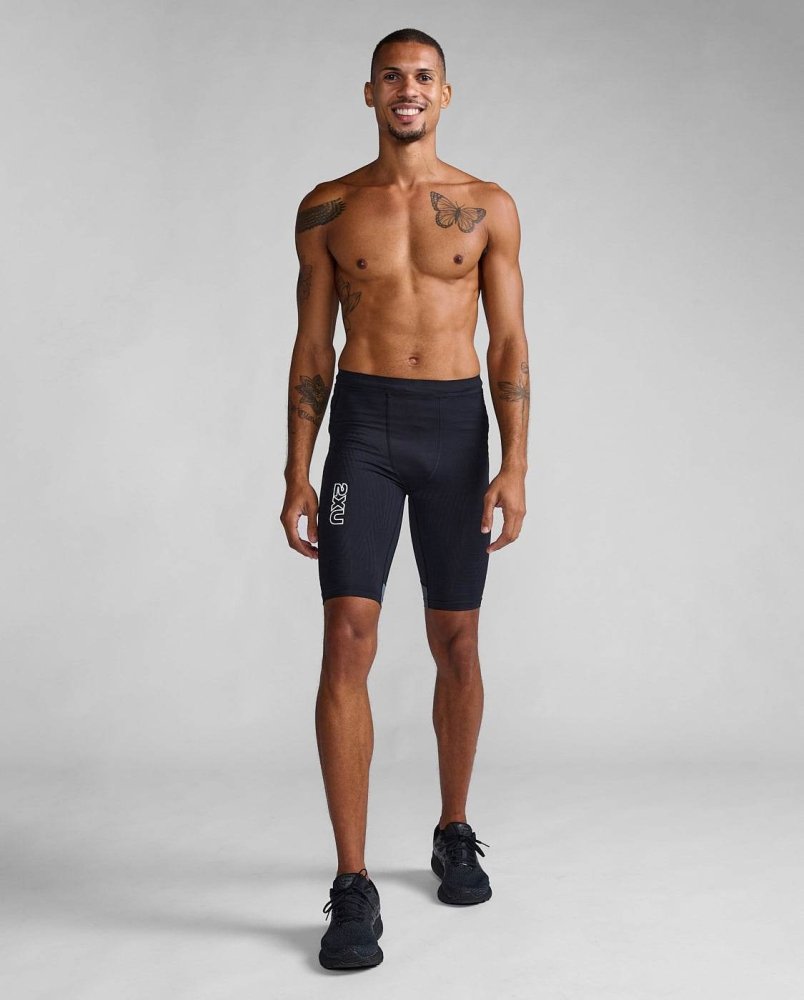 2XU - LIGHT SPEED REACT COMP SHORTS Men - Rev Online