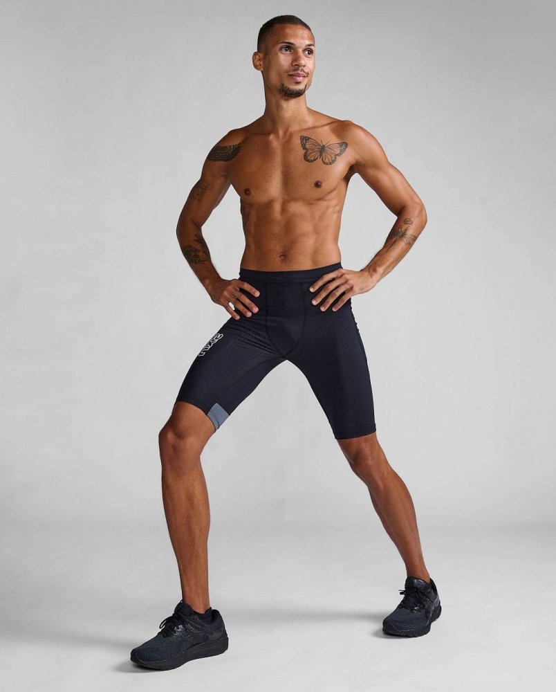 2XU - LIGHT SPEED REACT COMP SHORTS Men - Rev Online