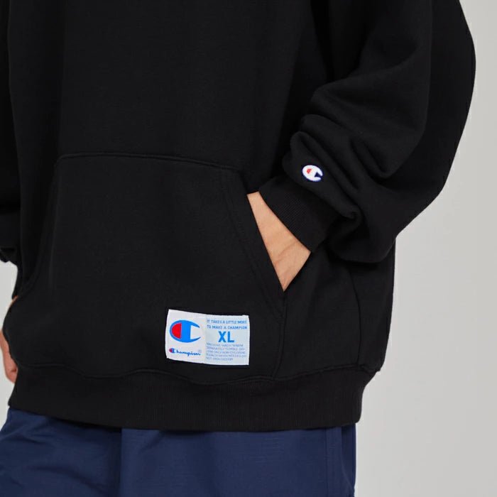 CHAMPION HOODED SWEATSHIRT เสื้อฮู้ดดี้ผู้ชาย - Rev Online