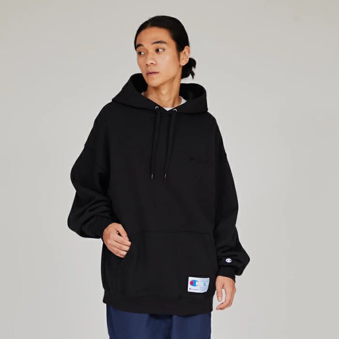 CHAMPION HOODED SWEATSHIRT เสื้อฮู้ดดี้ผู้ชาย - Rev Online