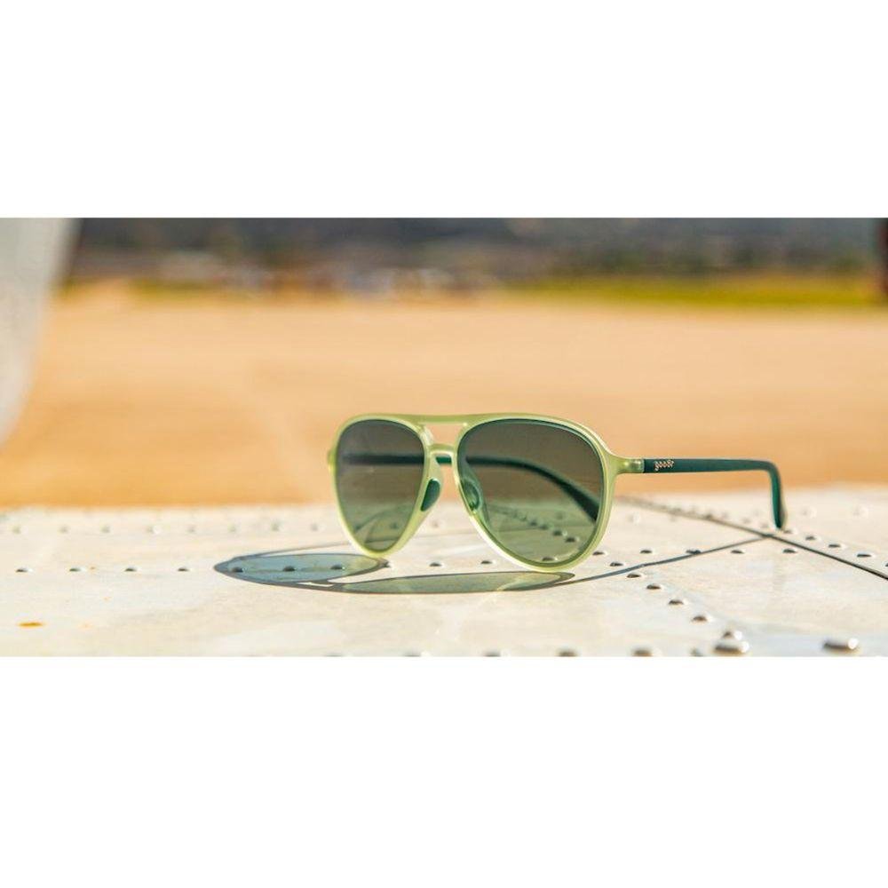 GOODR MACH G GOODR แว่นตากันแดดสำหรับผู้ชายและผู้หญิง - Rev Online