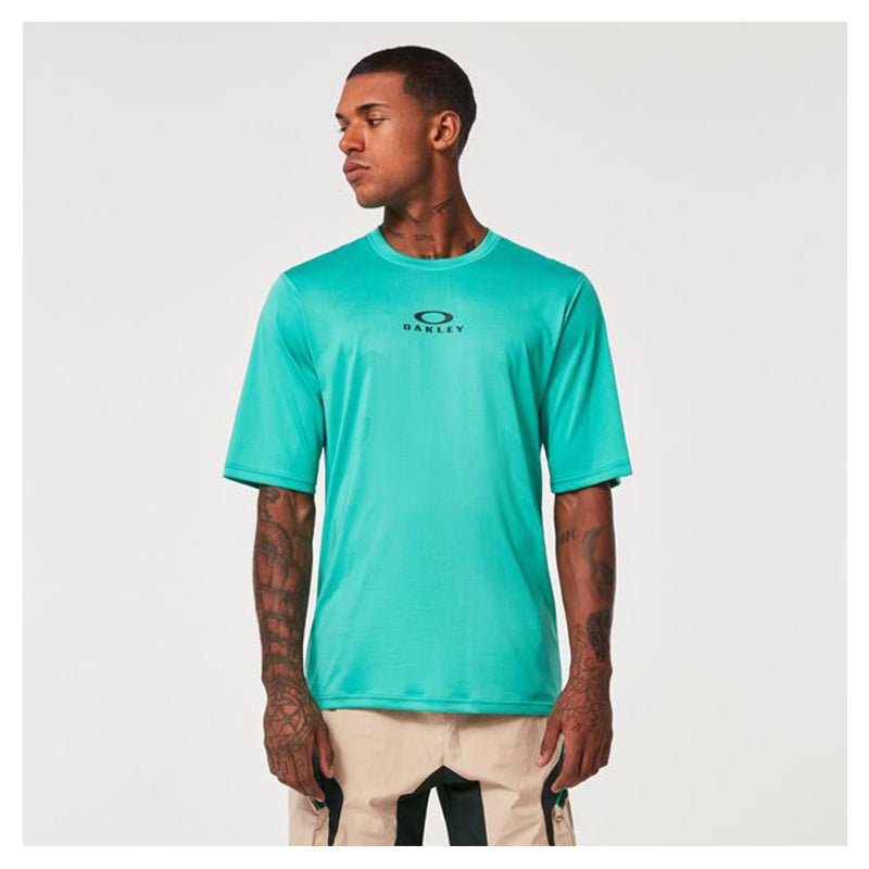 OAKLEY - LATITUDE RC SS TEE Men - Rev Online